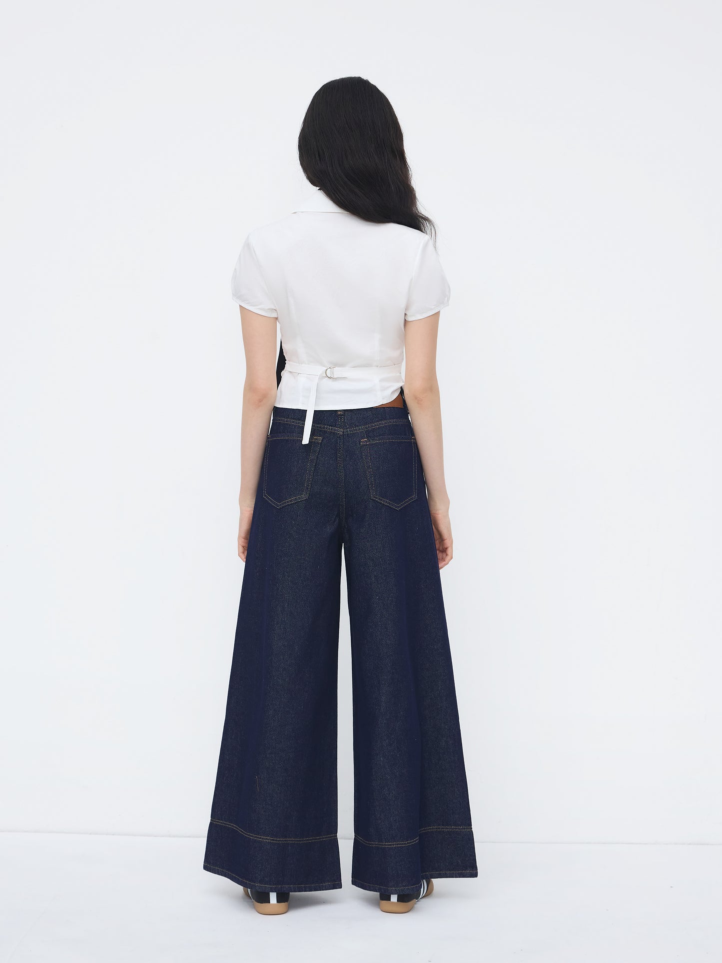 Petite Cider Denim Low Rise Wide Leg Jeans
