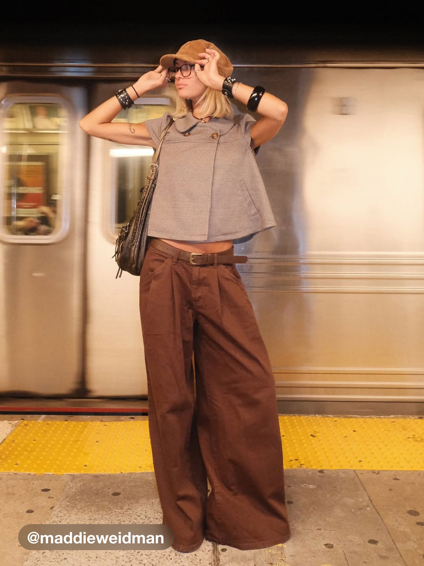 Denim Low Rise Pleated Wide Leg Jeans With Belt