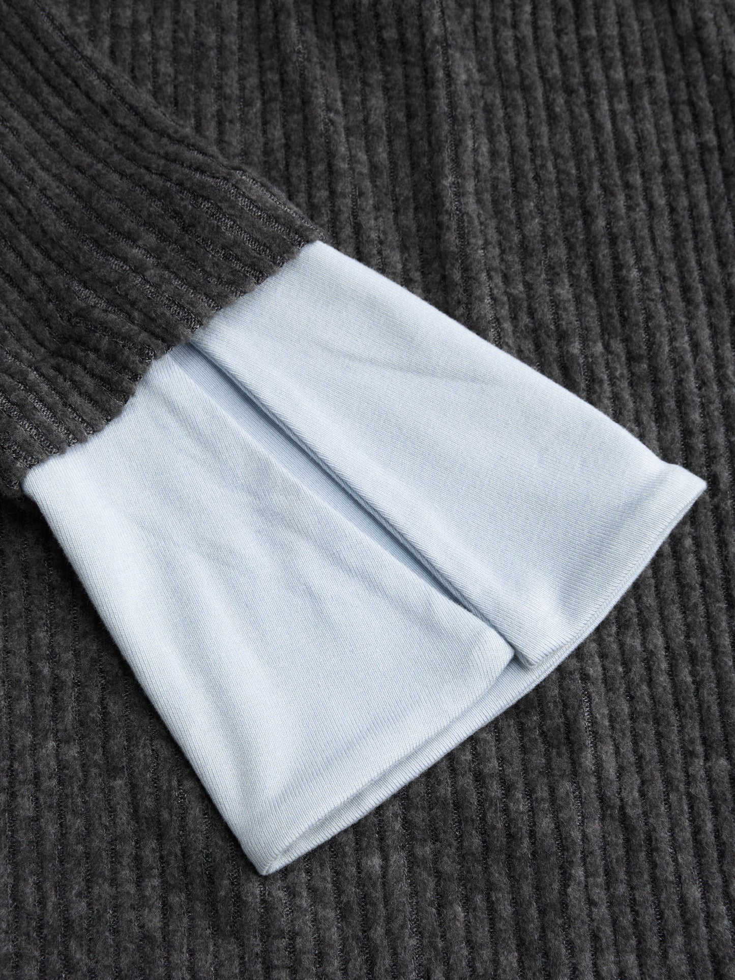 Textured Round Neck Long Sleeve Contrasting Binding Maxi Dress