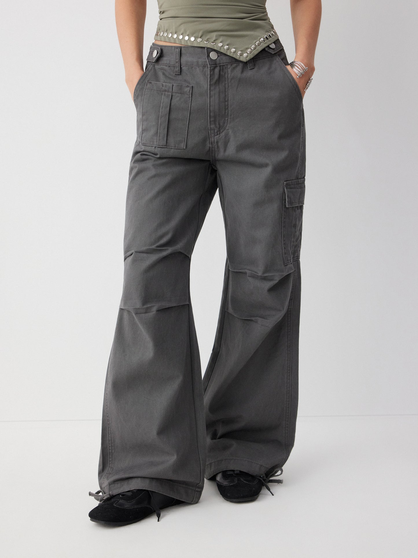 Cider Denim Low Rise Drawstring Wide Leg Cargo Jeans