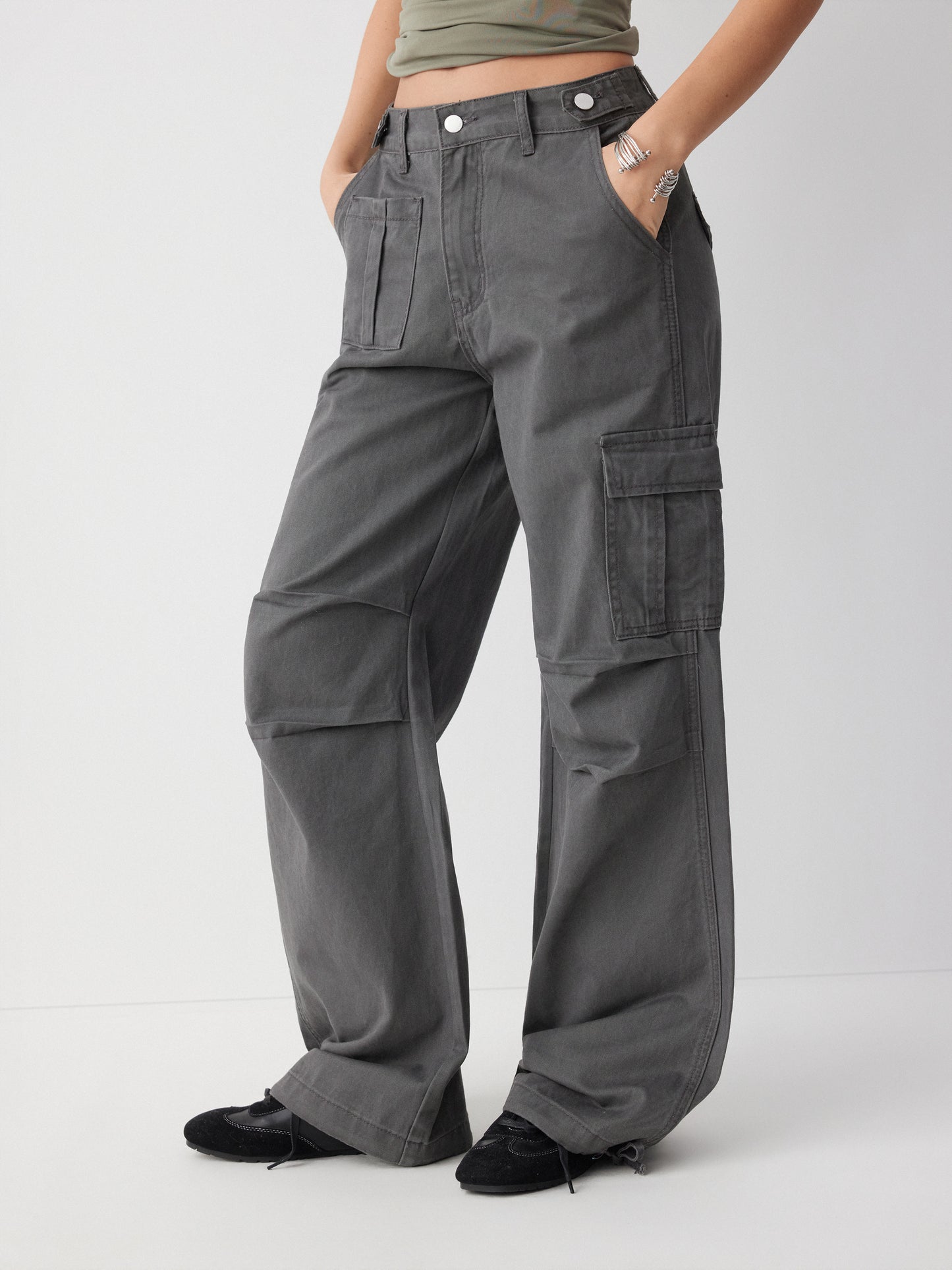 Cider Denim Low Rise Drawstring Wide Leg Cargo Jeans